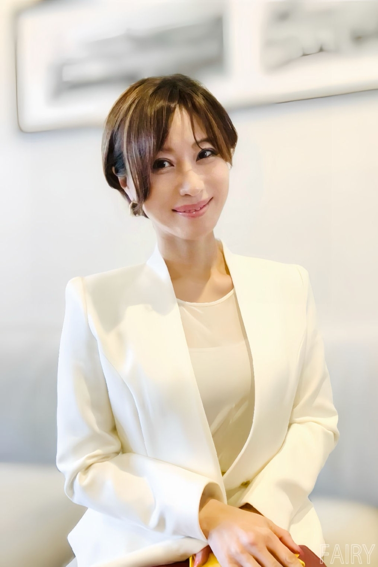 天野　亜希子